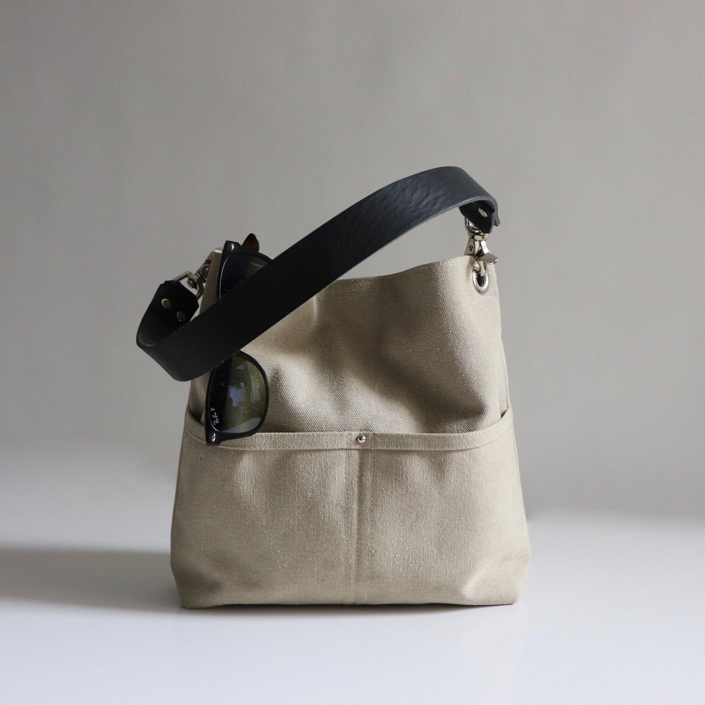 hobo style tote bag in natural canvas