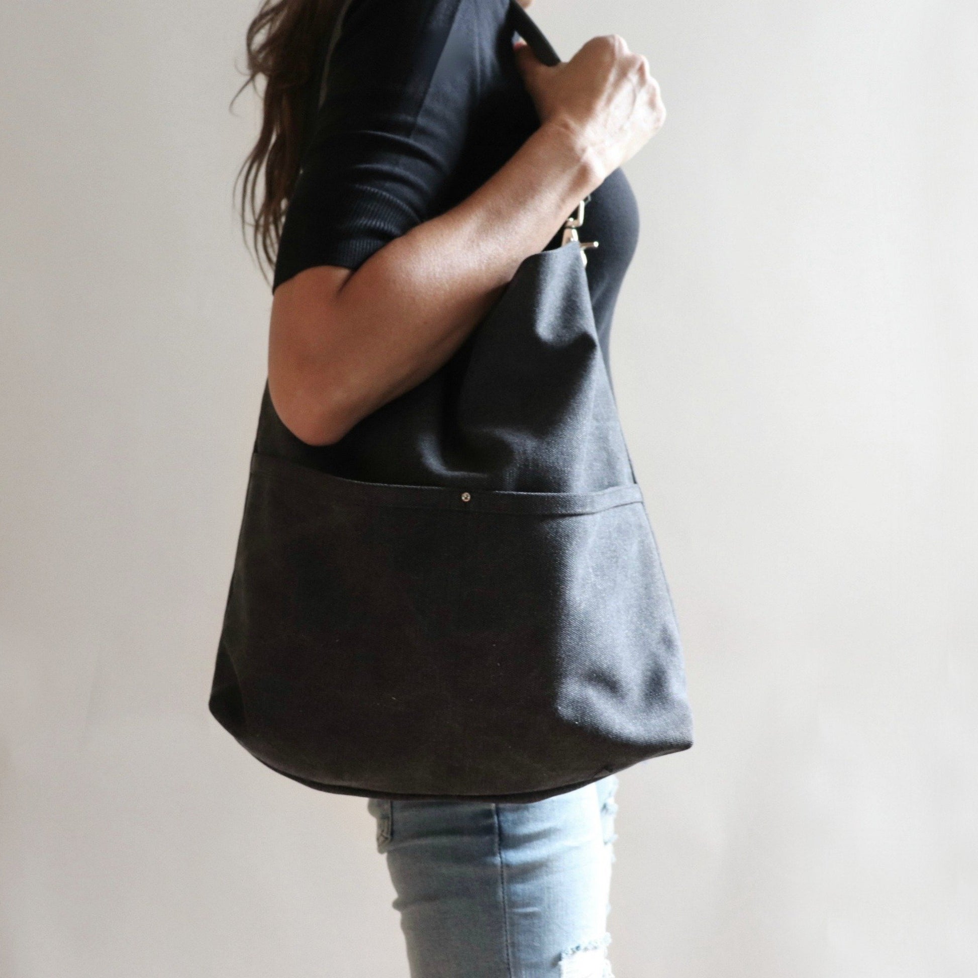 Model with Gray Shoulder Bag